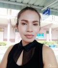 Rencontre Femme Thaïlande à Nakhon si Thammarat : Thip, 50 ans